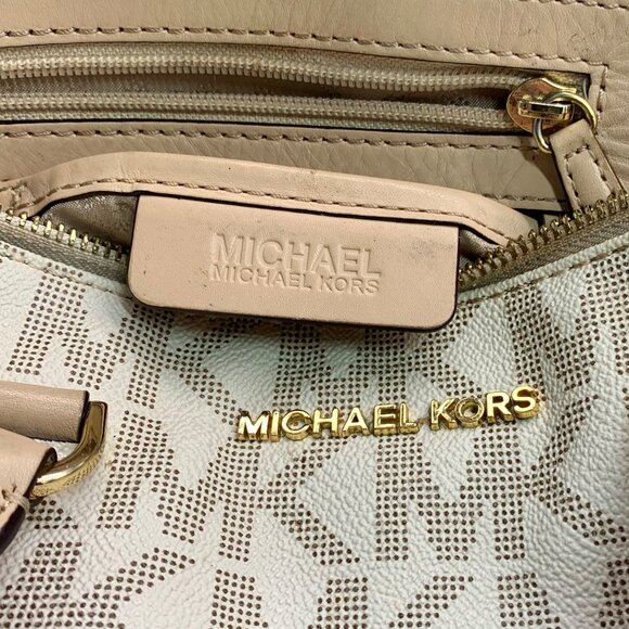 Michael Kors Cindy Vanilla Monogram Dome Satchel - Picture 10 of 12